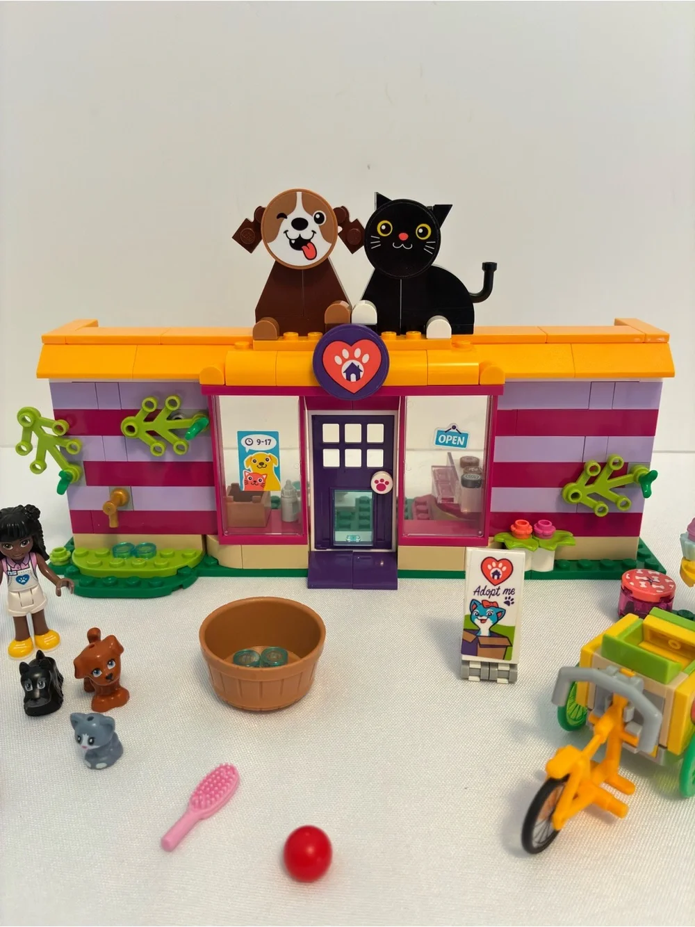 Lego Friends Pet Adoption Café #41699 Retired